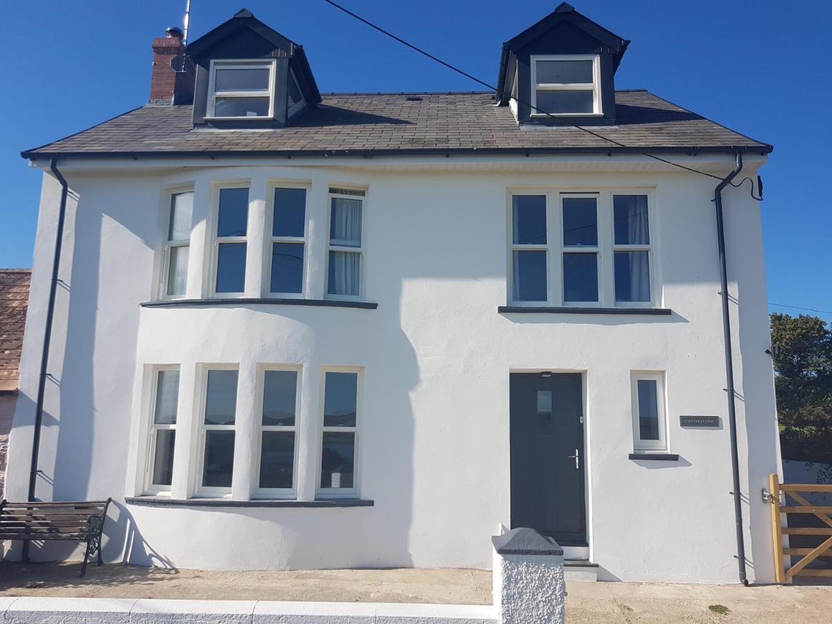Cippinstone Villa Newport  Bagian luar foto